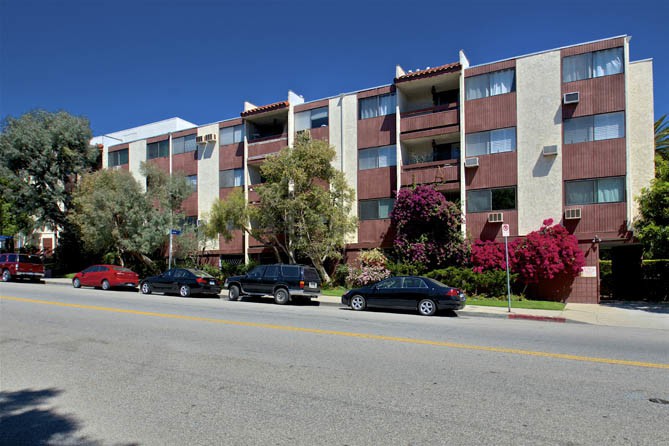 Brentwood Los Angeles Condo for Lease
