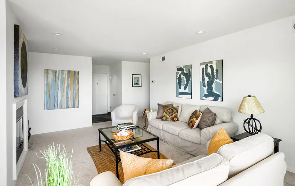 hollywood hills west condo