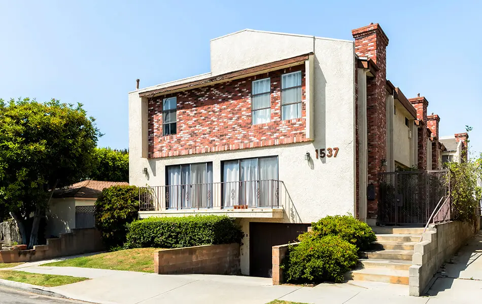 west la townhouse westgate avenue