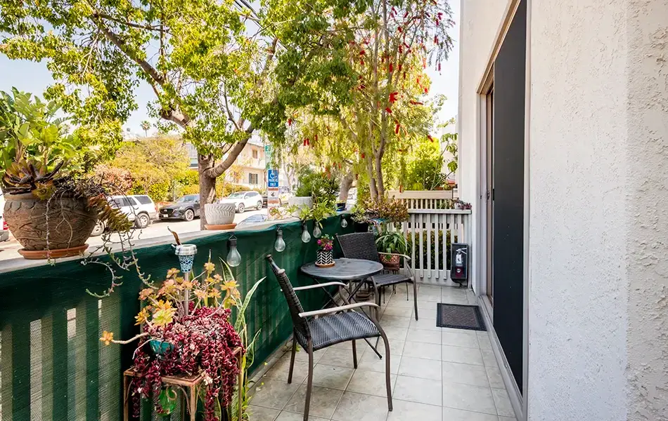 west la condo for sale federal avenue