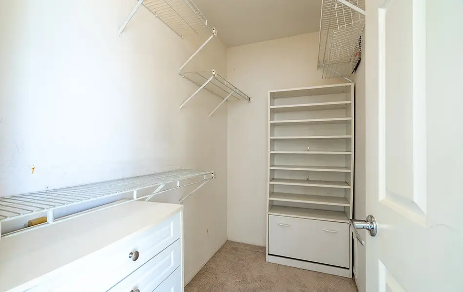 2 bedroom west la condo rochester avenue