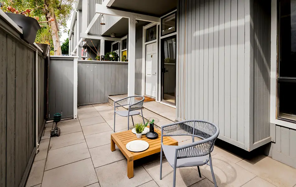 2 bedroom santa monica townhome stanford st