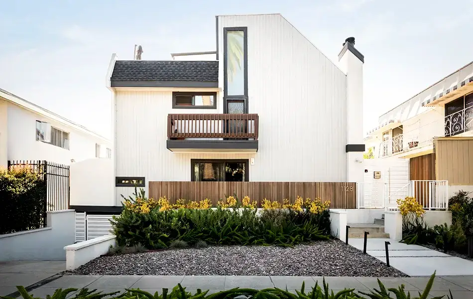 20 santa monica condo 15th street