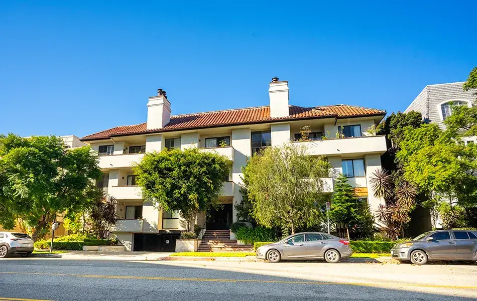 11755 montana ave brentwood condo for sale