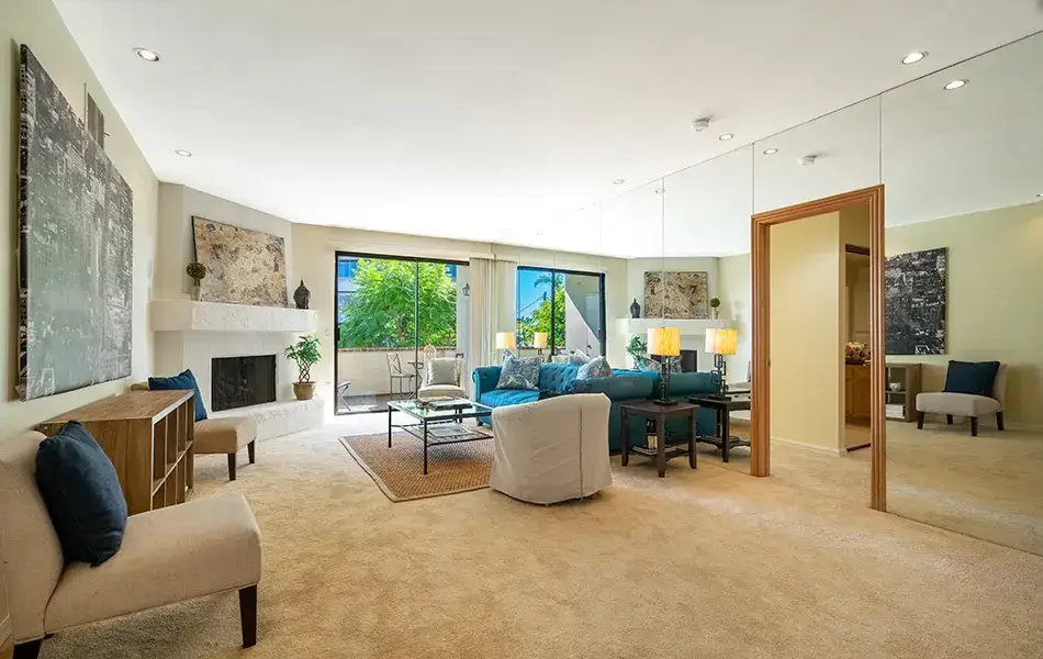 11755 montana ave brentwood condo for sale