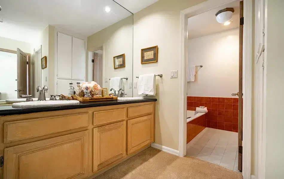 11755 montana ave brentwood condo for sale