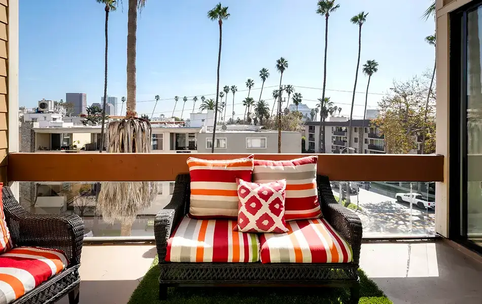 750 s bundy drive 2 bedroom brentwood condo